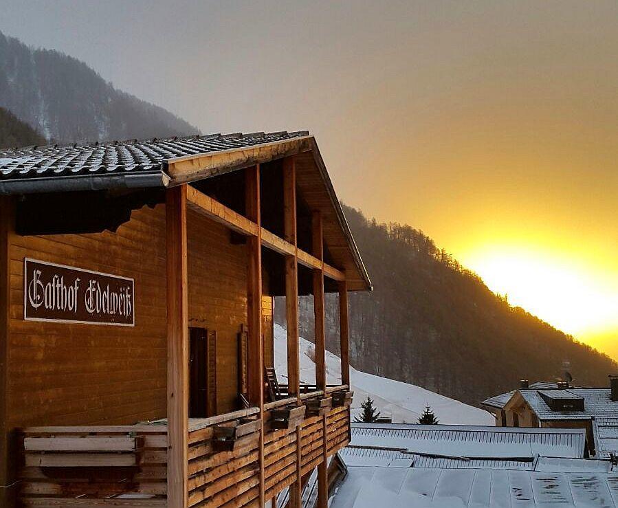 Hotel Edelweiss มัลเลส เวนอสตา ภายนอก รูปภาพ