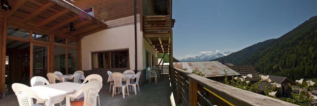 Hotel Edelweiss มัลเลส เวนอสตา ภายนอก รูปภาพ
