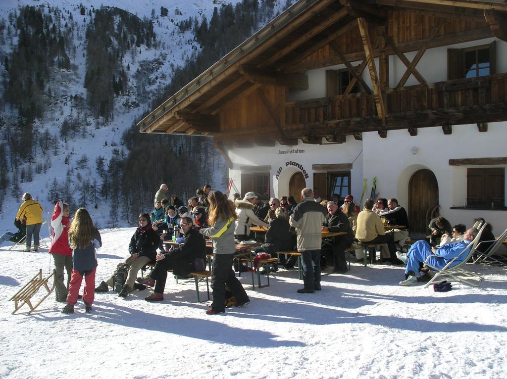 Hotel Edelweiss มัลเลส เวนอสตา ภายนอก รูปภาพ