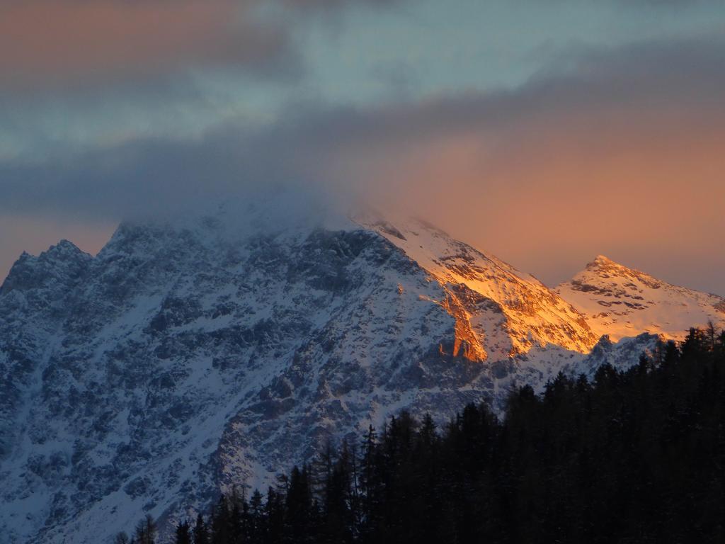 Hotel Edelweiss มัลเลส เวนอสตา ภายนอก รูปภาพ